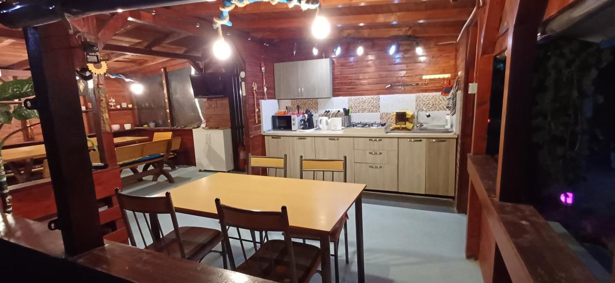 Готель Casa Ella Тузла Екстер'єр фото